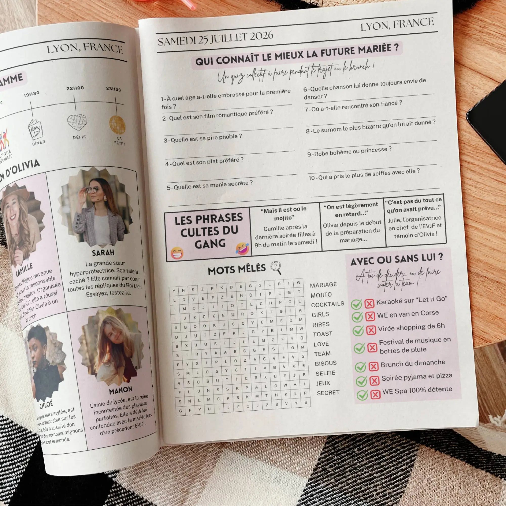 Une Gazette EVJF Originale est ouverte sur une double page qui propose le jeu 'Qui connaît le mieux la future mariée ?', des phrases cultes du gang, une grille de mots mêlés et la rubrique 'Avec ou sans lui ?' listant les activités à faire ou éviter pour l’enterrement de vie de jeune fille.