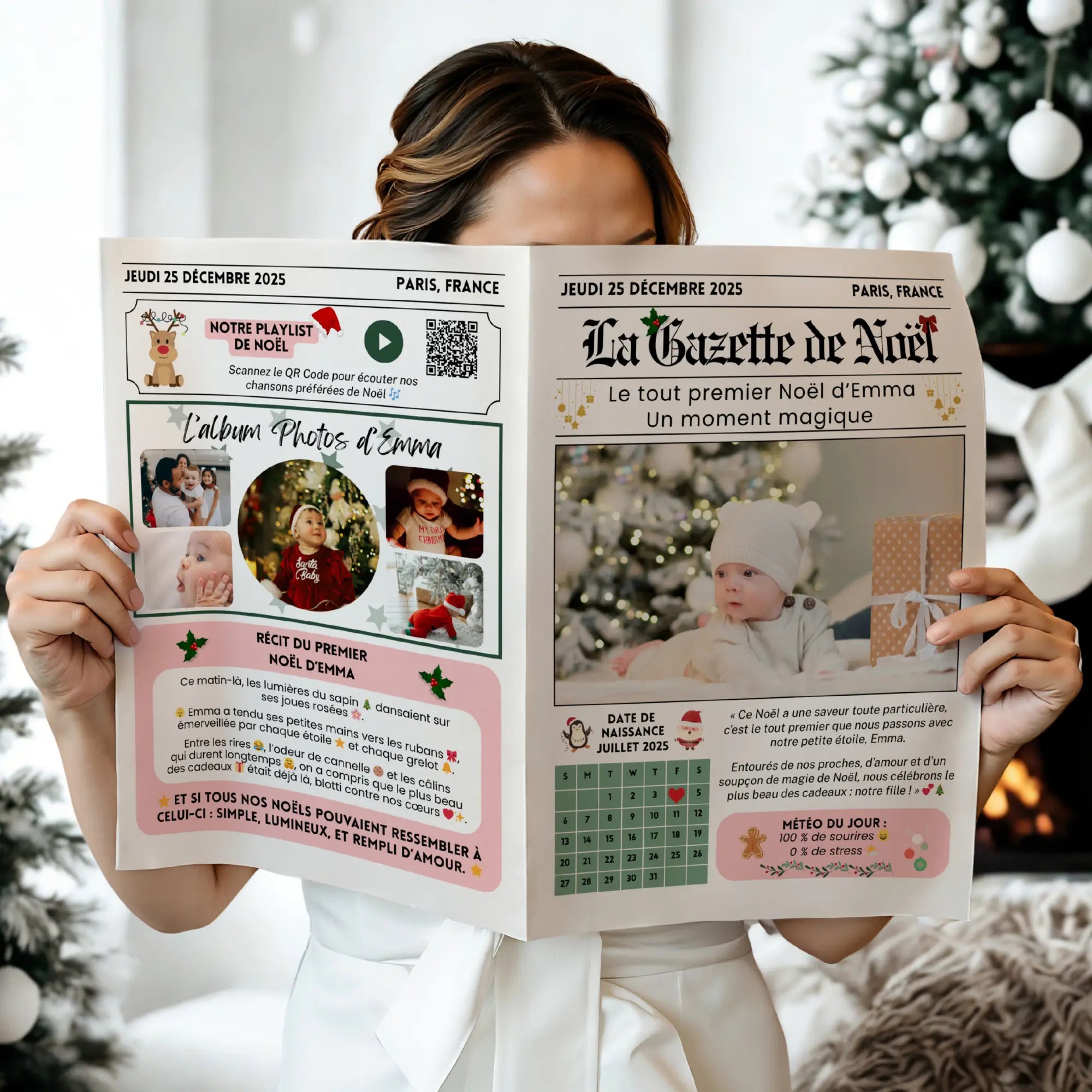 Gazette personnalisable du premier Noël de bébé, tenue entre les mains, cadeau pour les grands-parents et la famille.