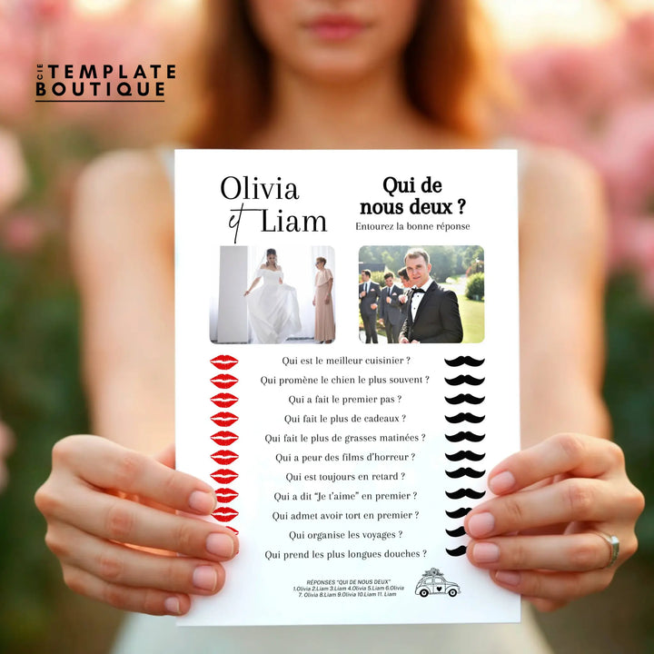 Jeu de mariage “Qui de nous deux ?” tenu entre les mains d’une femme au décor floral.